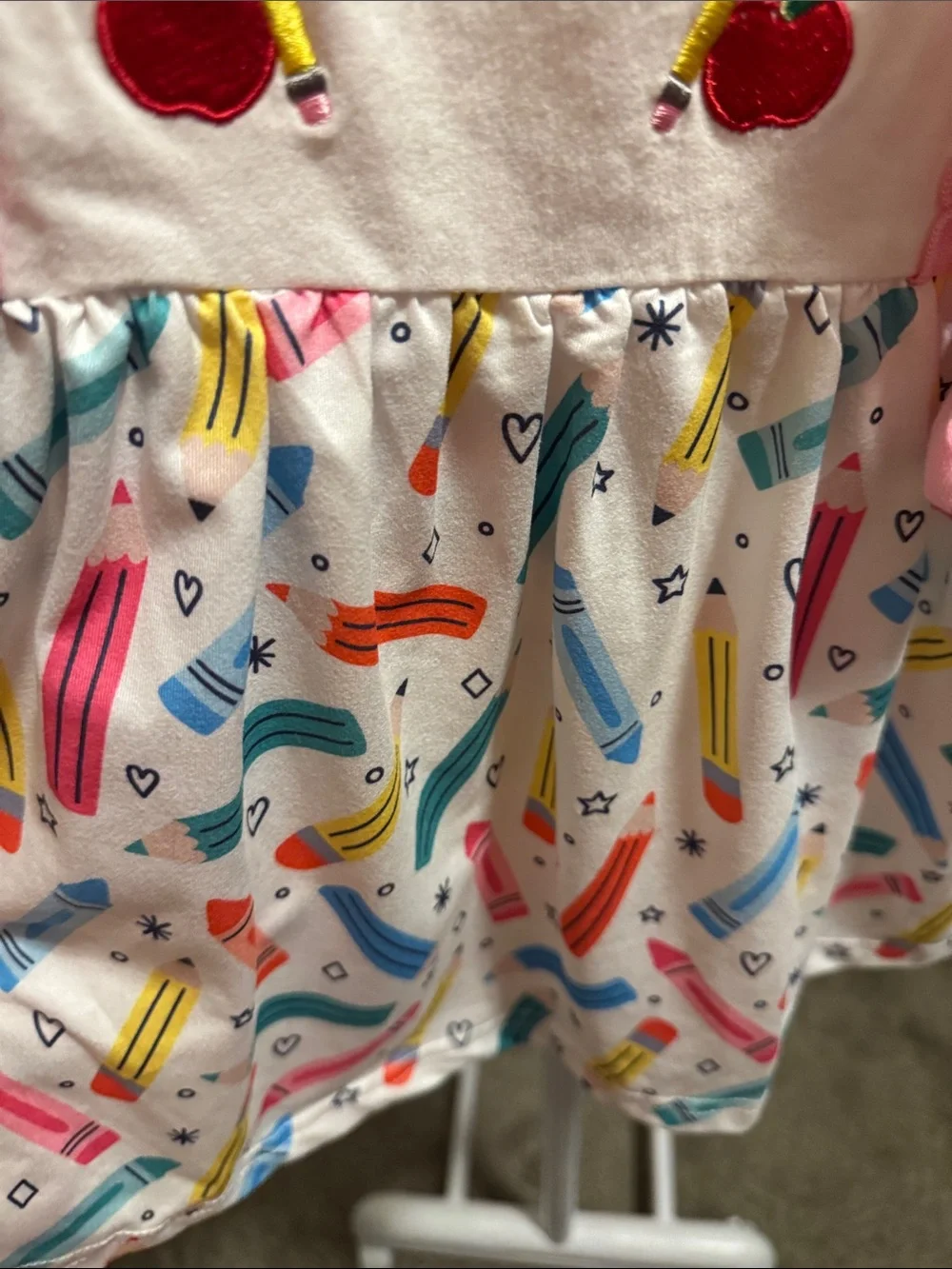 Pink-Trim Rainbow Apple 🍎 Girls' 2 piece set top with shorts embroidered 2xl 7/8